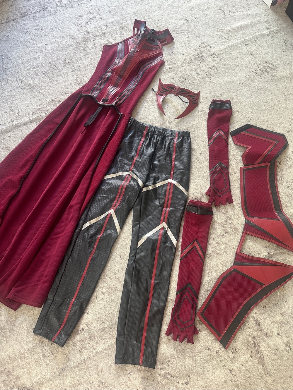 Scarlett Witch Marvel Superhero Costume Set- cosplay Dress, Pants & accessories - Picture 2 of 6